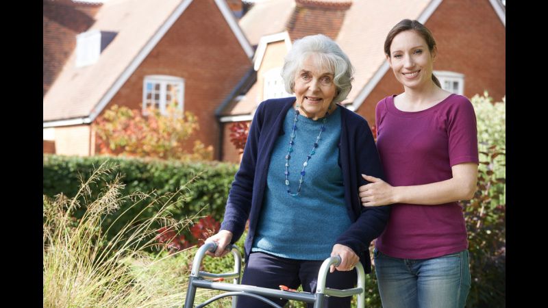 5 Ways Caregivers Can Help Their Elderly Loved Ones Prevent Falls