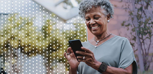 Woman wearing MGMini Lite